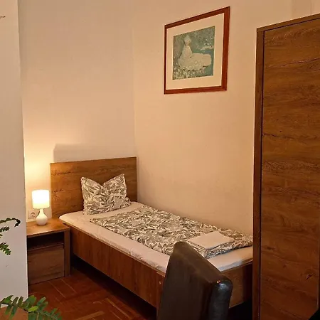 Vendégház Black Sheep Smart 2*