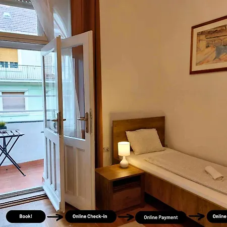 Black Sheep Smart Hostel *