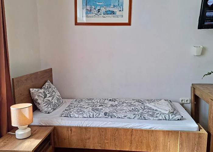 بيت شباب Black Sheep Smart بودابست