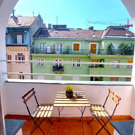 Black Sheep Smart אכסניה *