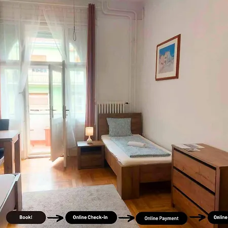 אכסניה Black Sheep Smart