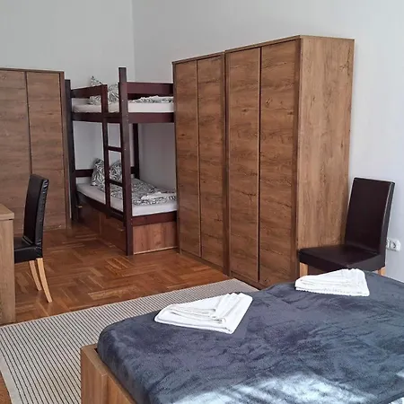 Black Sheep Smart אכסניה *