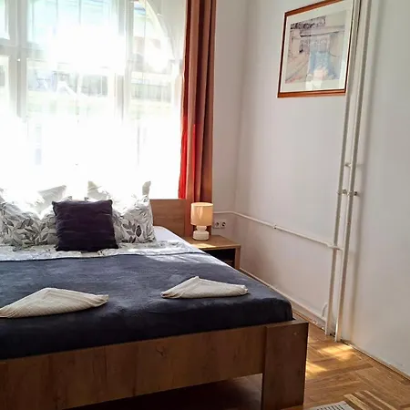 Pensionat Black Sheep Smart 2*